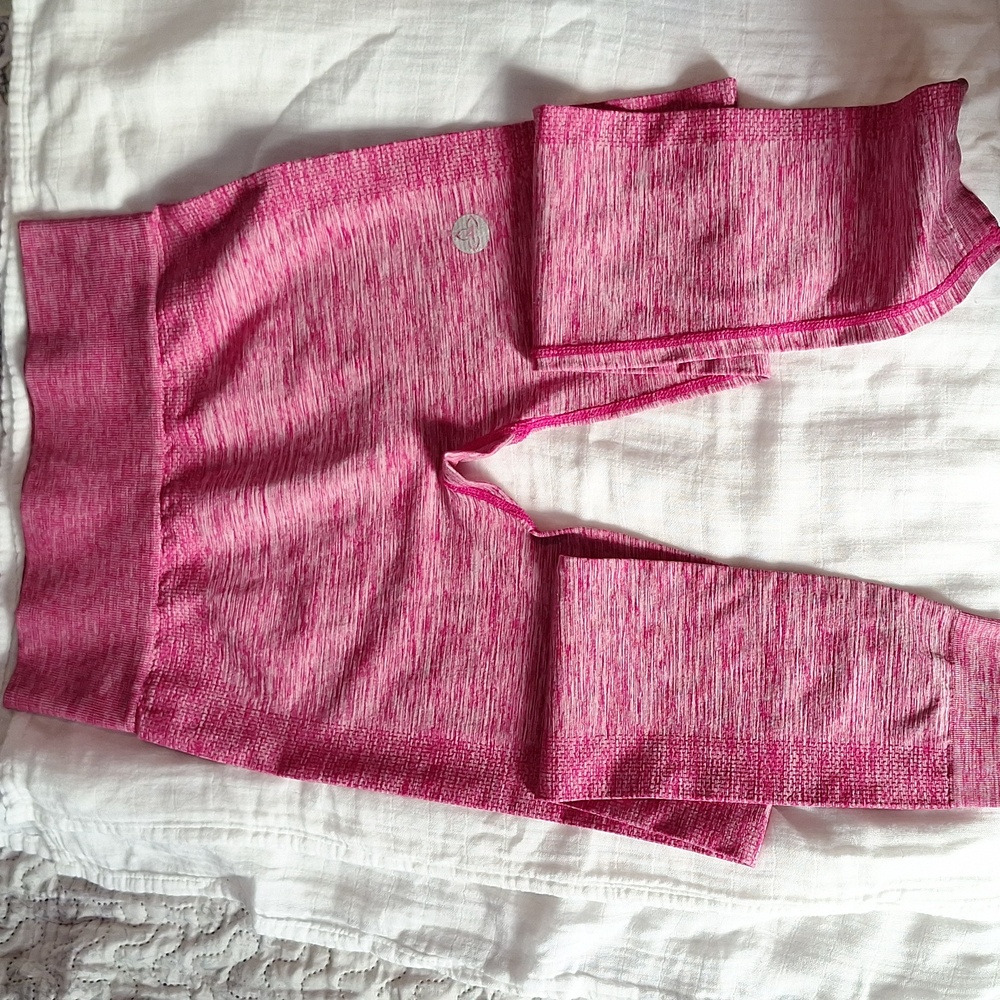 Vibrant Pink Seamless Leggings